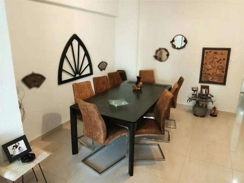 Custom dining room set by Yamout