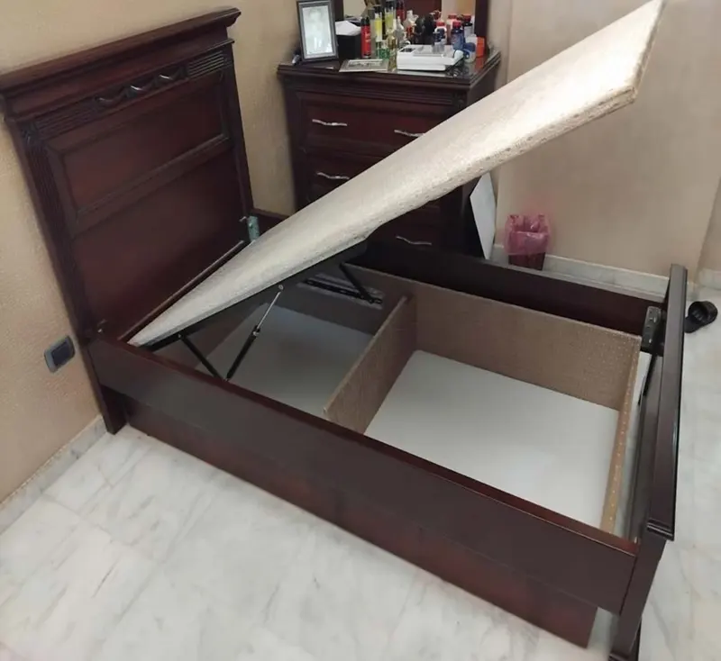 دولاب غرفة نوم وأعمال نجارة مصمَّمة خصيصًا من تنفيذ يموت
