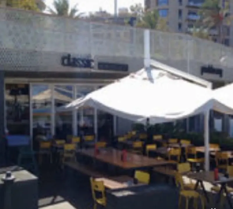 تجهيز داخلي لمطعم Classic Burger Joint من تنفيذ يموت